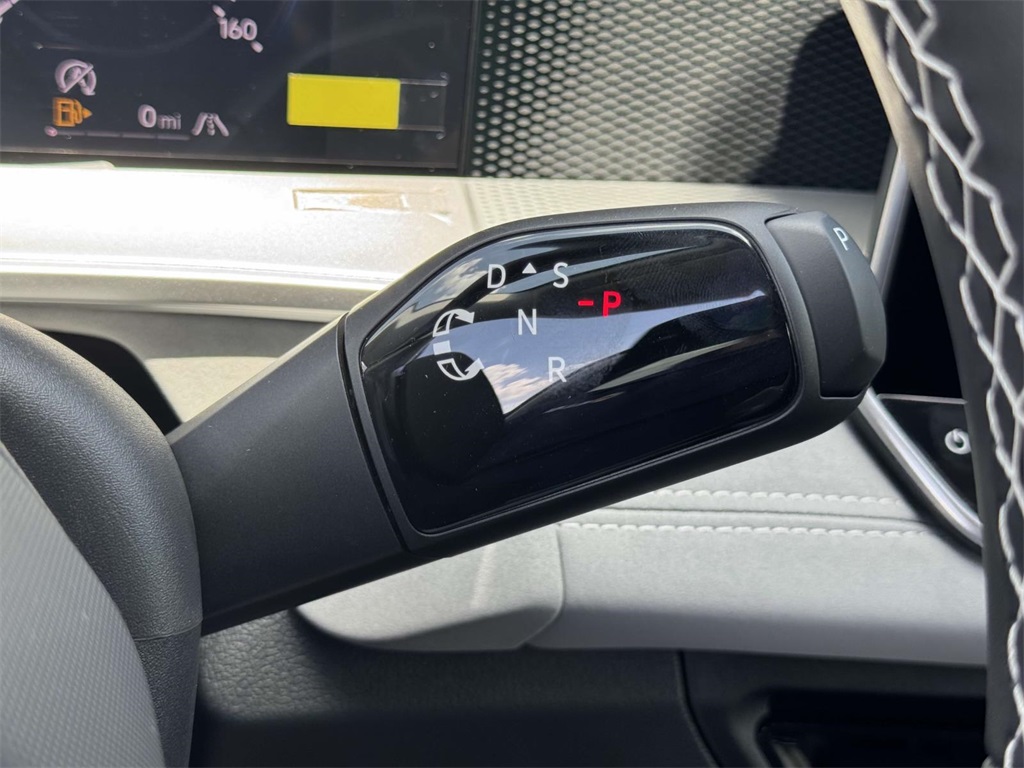 2025 Volkswagen Tiguan SE photo 20