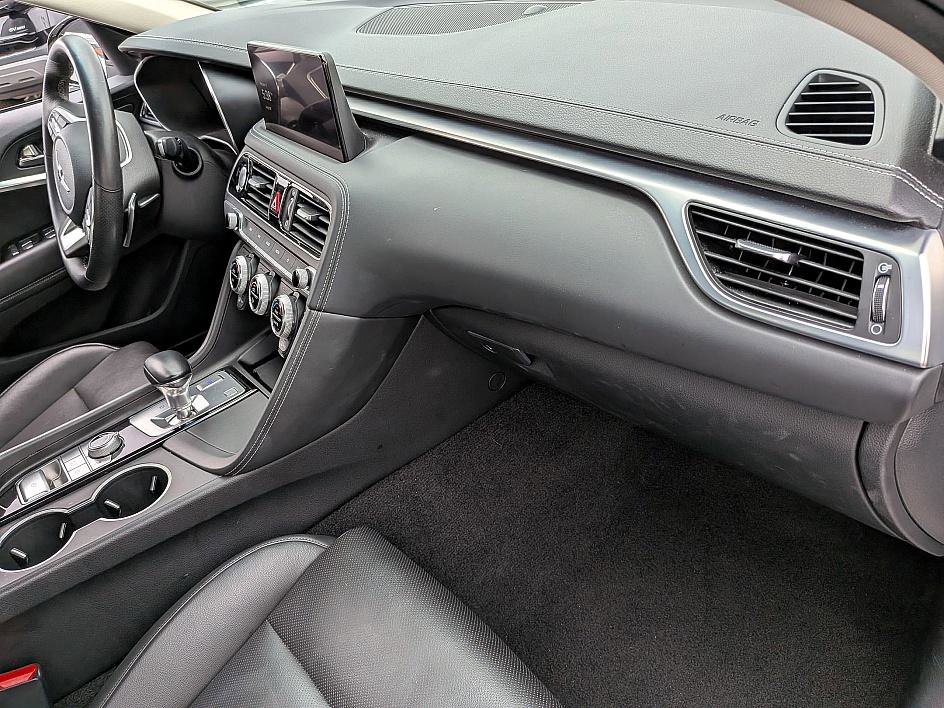 2023 Genesis G70 2.0T photo 35