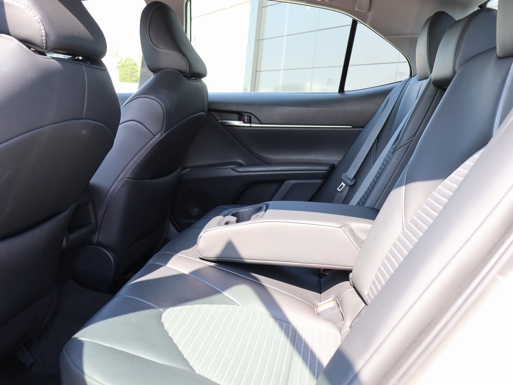 2024 Toyota Camry SE photo 17