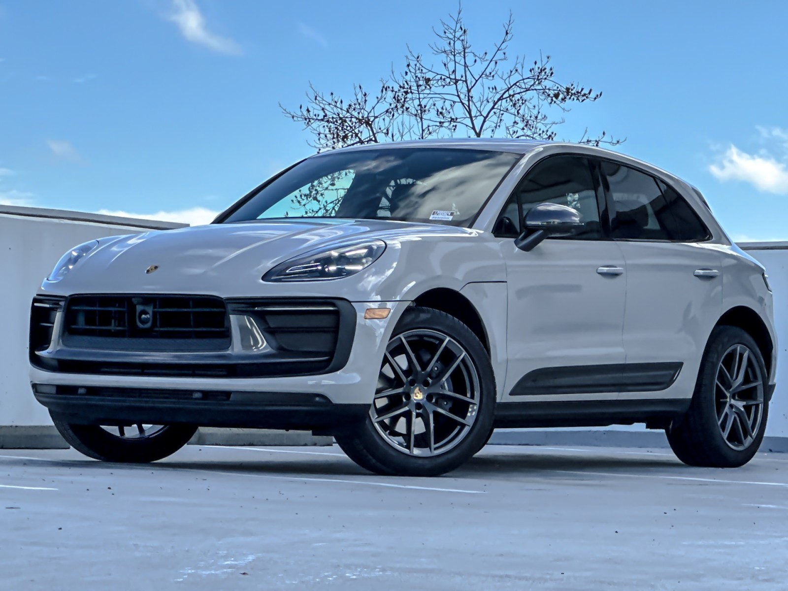 2025 Porsche Macan T