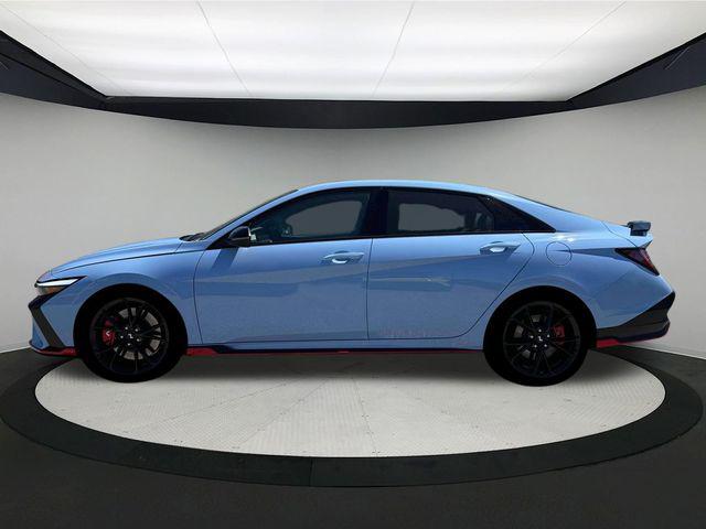 2025 Hyundai Elantra N photo 3