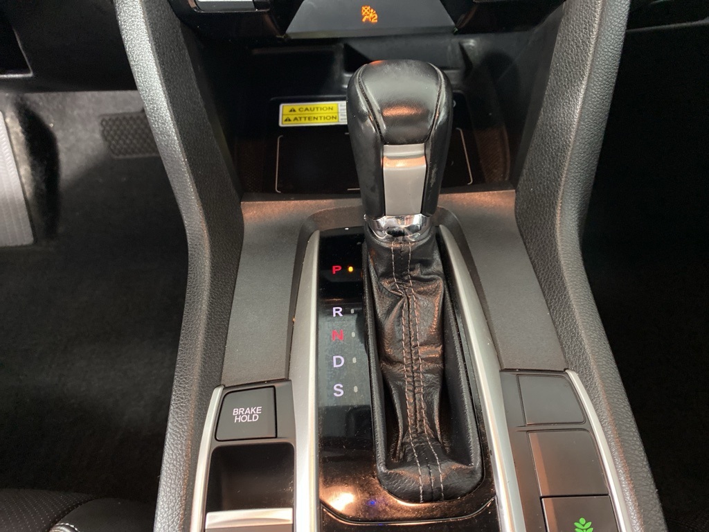 2019 Honda Civic Touring photo 20
