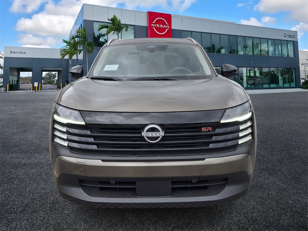 2026 Nissan Kicks SR photo 2