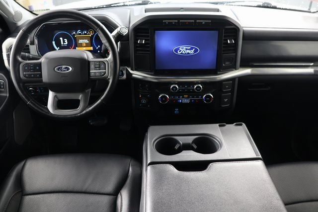 2022 Ford F-150 Lariat photo 2