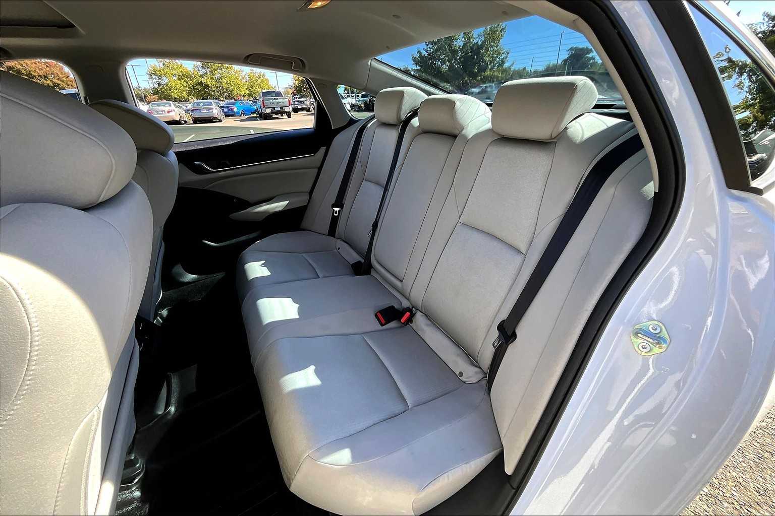 2018 Honda Accord EX 1.5T photo 20