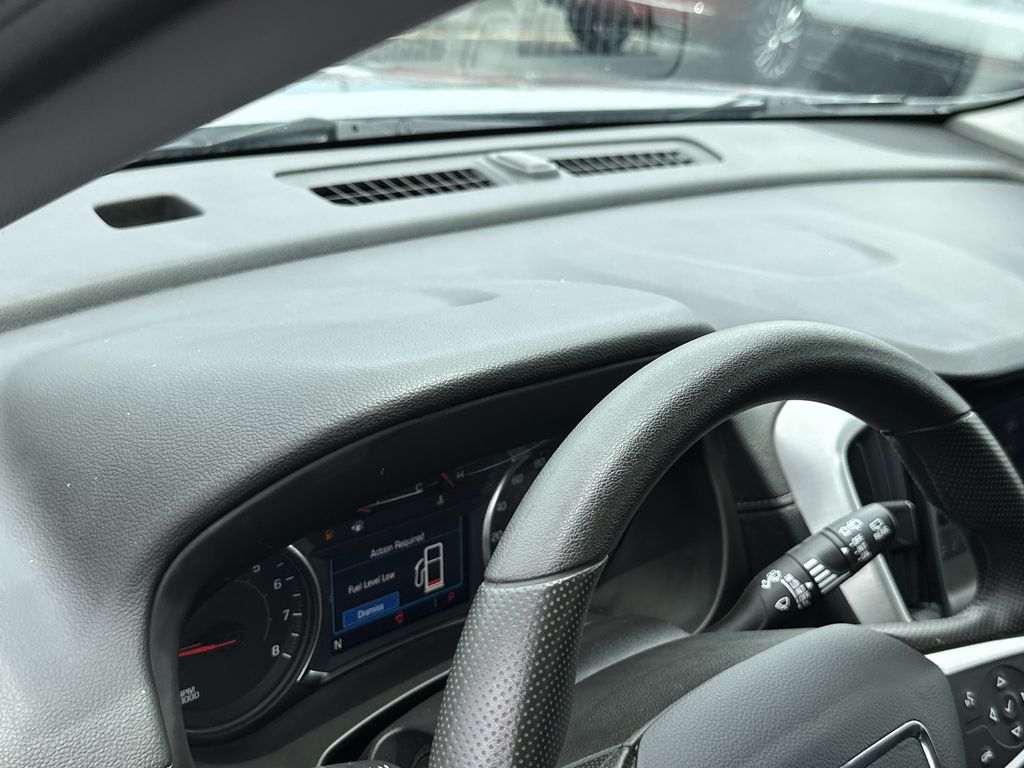 2024 GMC TERRAIN - Image 10