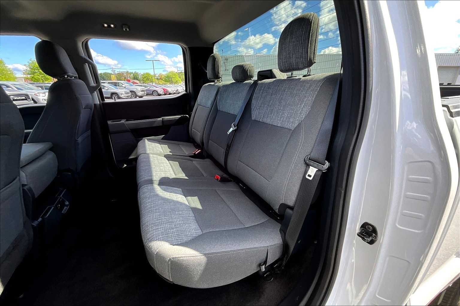 2021 Ford F-150 XLT photo 14