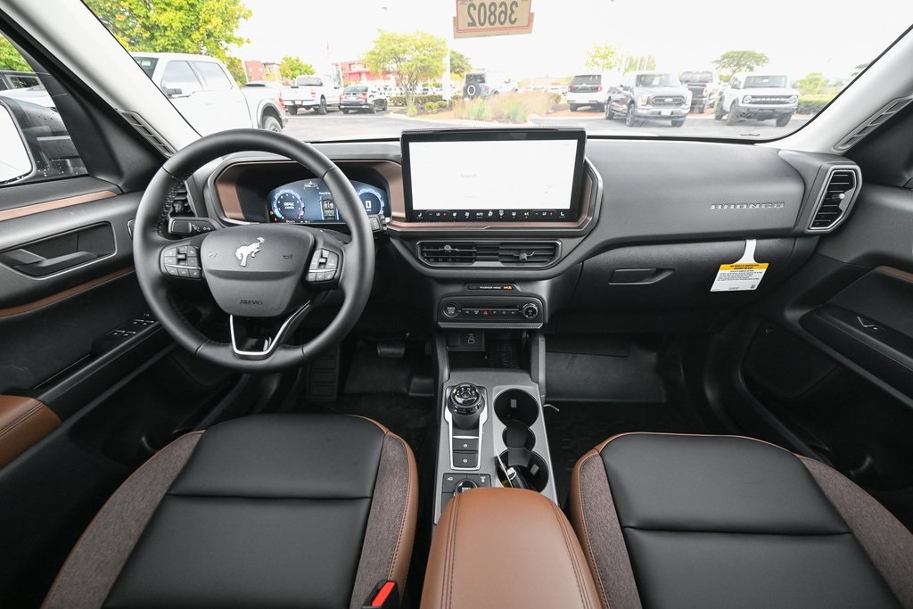 2025 Ford Bronco Sport Outer Banks photo 20