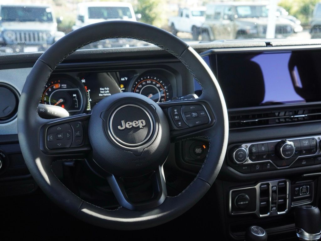 New 2026 Granite Crystal Metallic Clear-Coat Exterior Paint Jeep 4-Door Sport S image 27