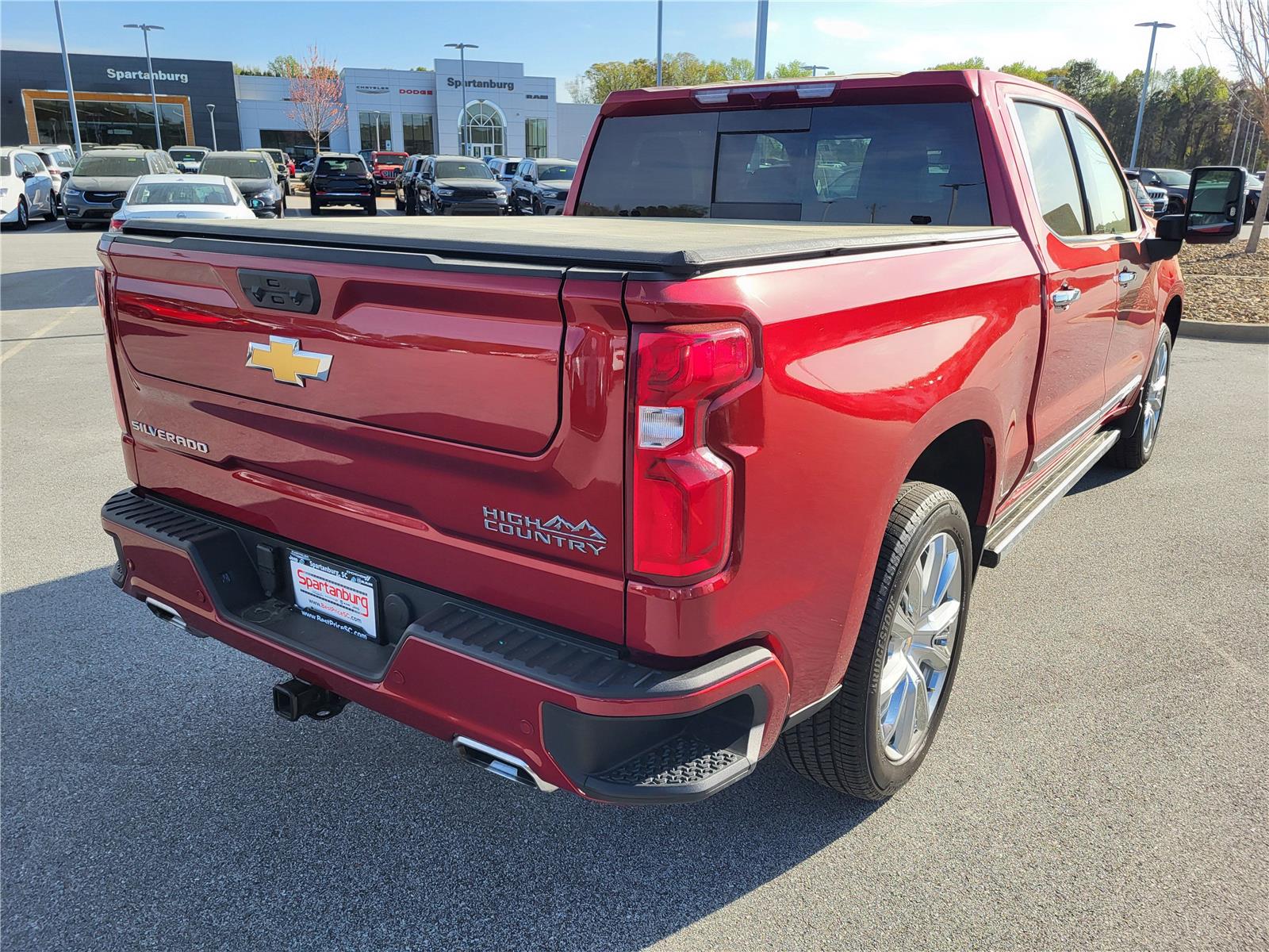 2024 Chevrolet Silverado 1500 High Country photo 4