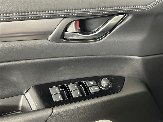 2025 Mazda CX-5 2.5 Select photo 13