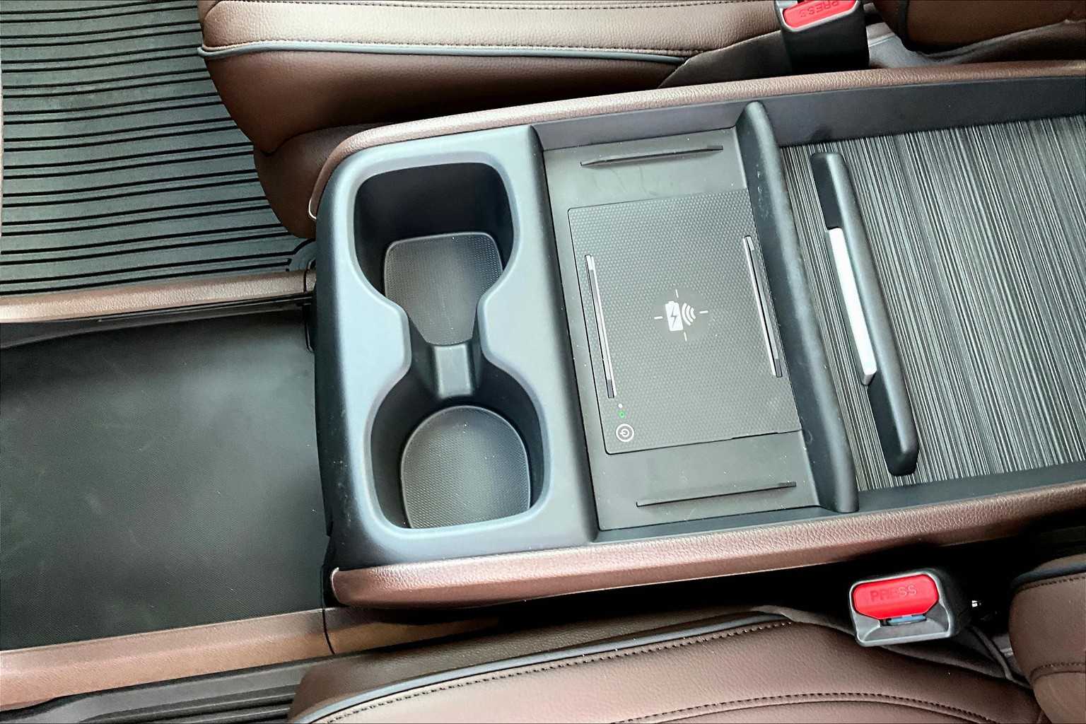 2026 Honda Odyssey Touring photo 7