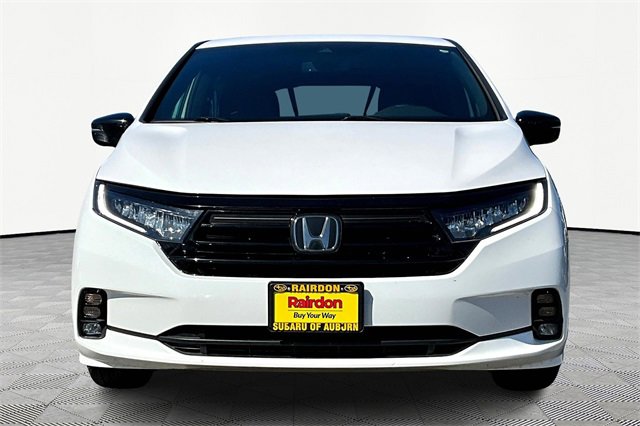 2023 Honda Odyssey Sport photo 3