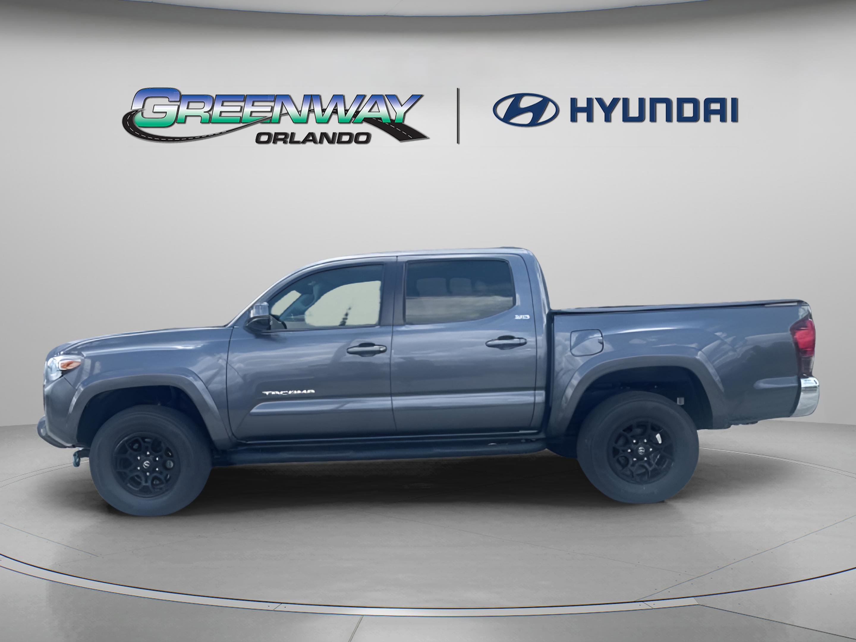 2021 Toyota Tacoma SR5 photo 4