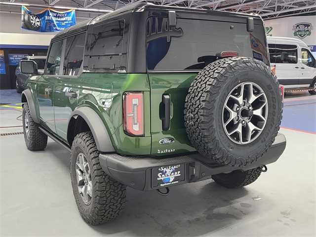 2025 Ford Bronco Badlands photo 6