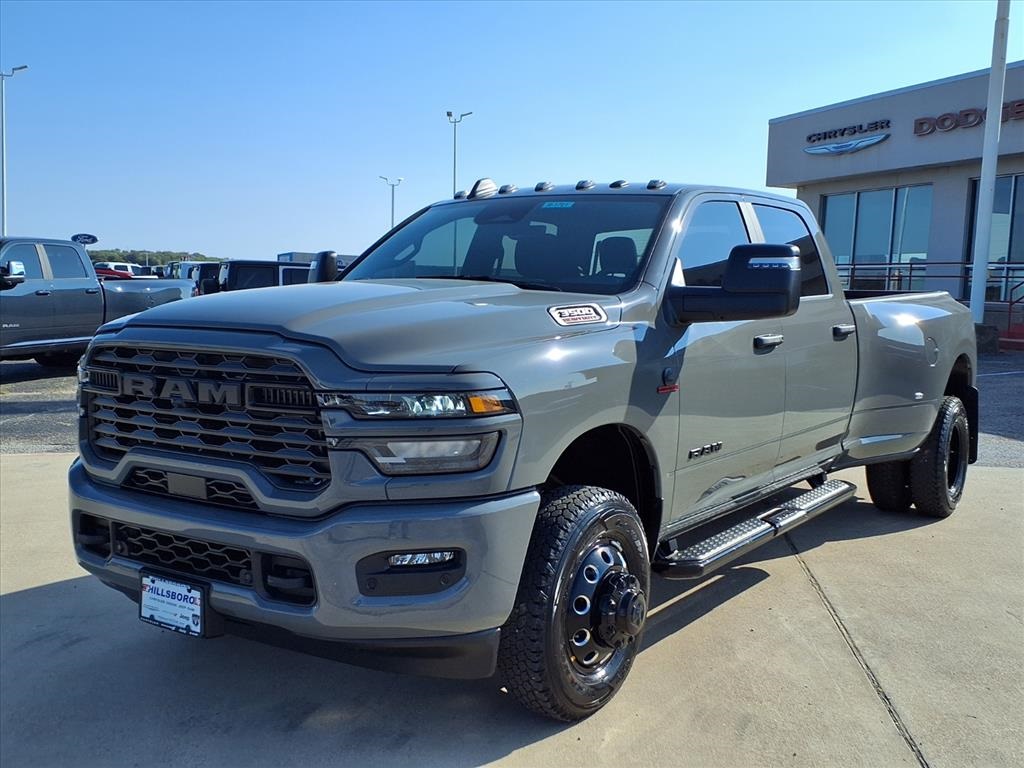 2026 Ram 3500 Big Horn photo 3