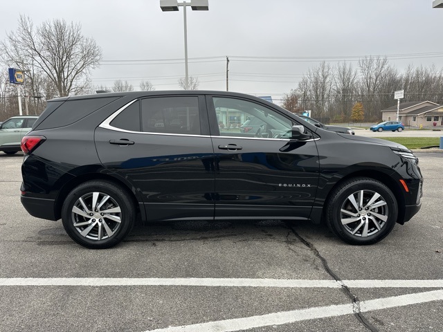 2024 Chevrolet Equinox LT photo 4