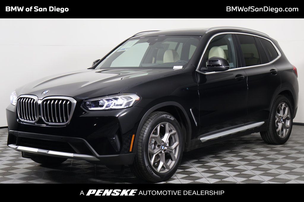 2022 BMW X3 30i's photo