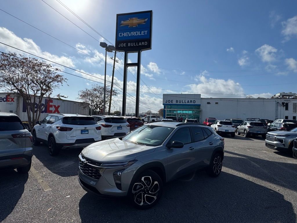 2026 Chevrolet Trax RS's photo