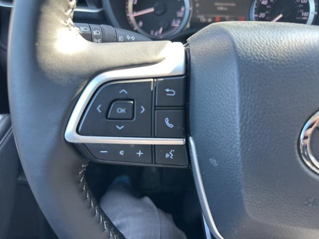 2024 Toyota Highlander LE photo 31