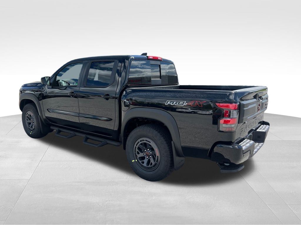 2025 Nissan Frontier PRO-4X photo 3