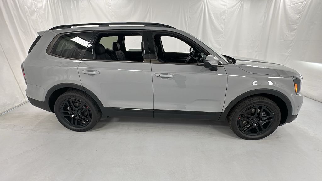 2025 Kia Telluride EX X-Line photo 2
