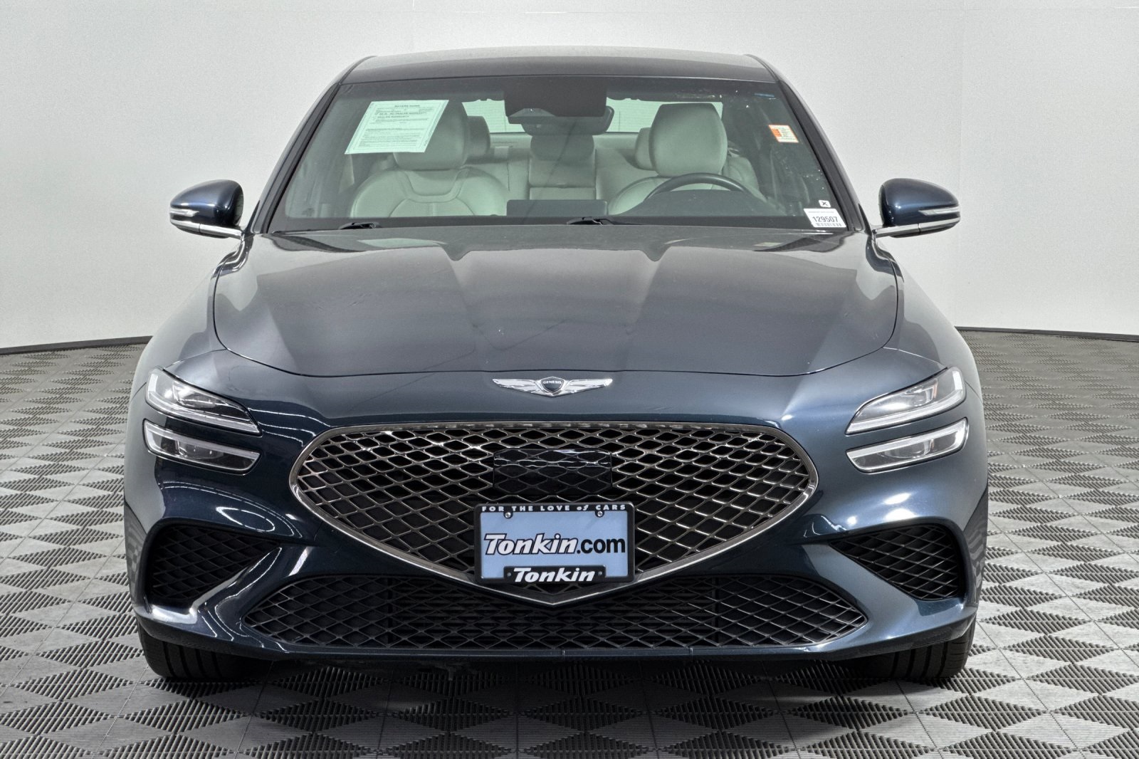 2023 Genesis G70 2.0T photo 9