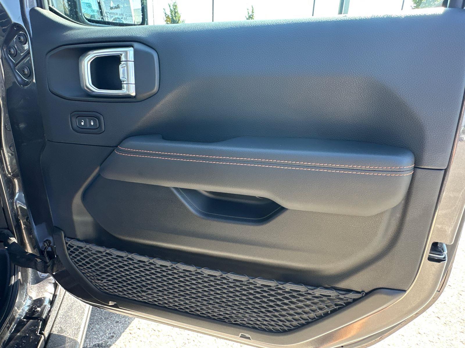 2021 Jeep Gladiator Mojave photo 33