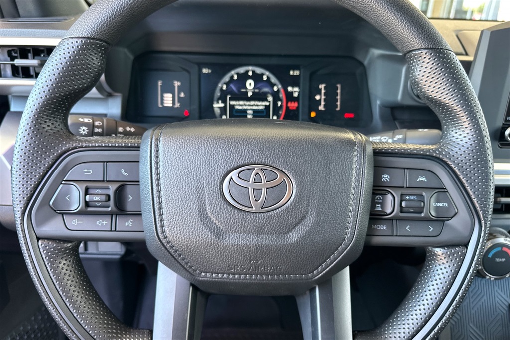 2025 Toyota Tacoma SR5 4x4 Double Cab photo 22