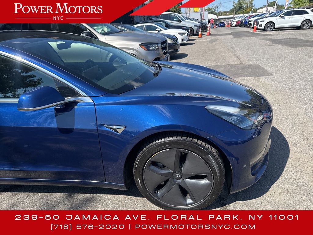 2019 Tesla Model 3 Long Range photo 9