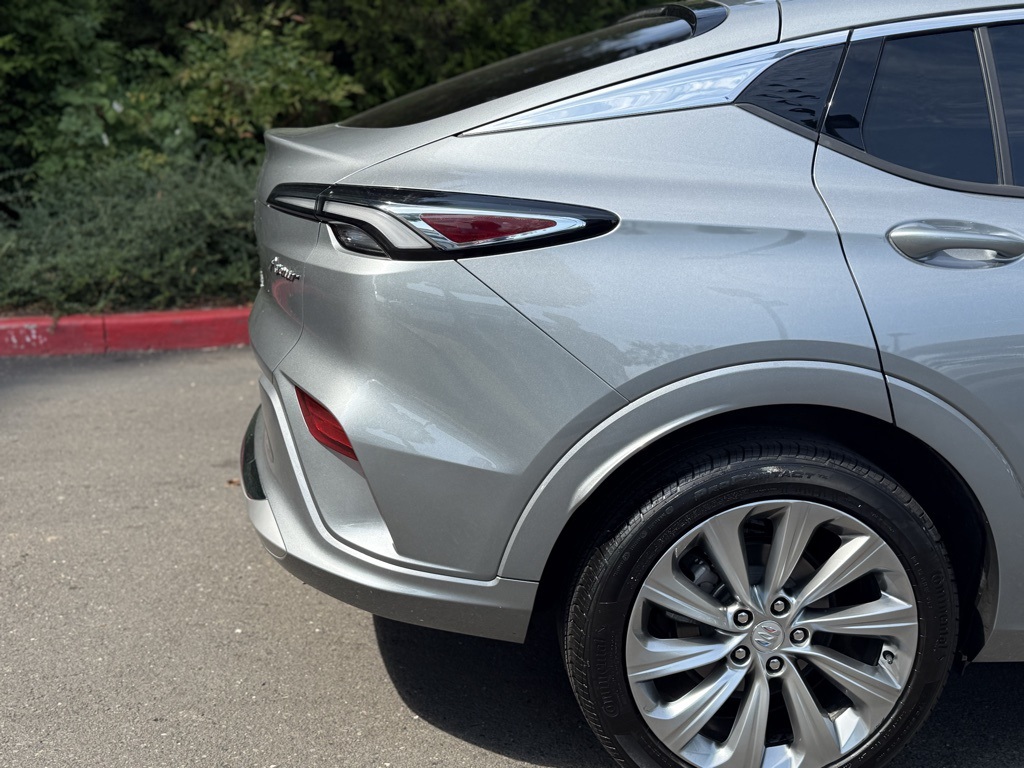 2024 Buick Envista Avenir photo 11