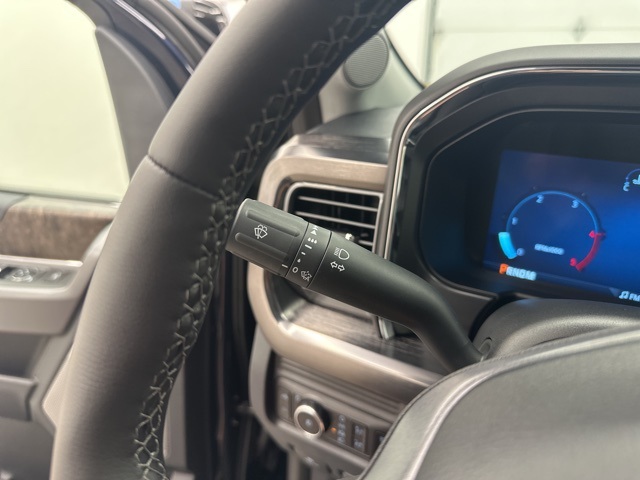 2025 Ford F-250 Lariat photo 14