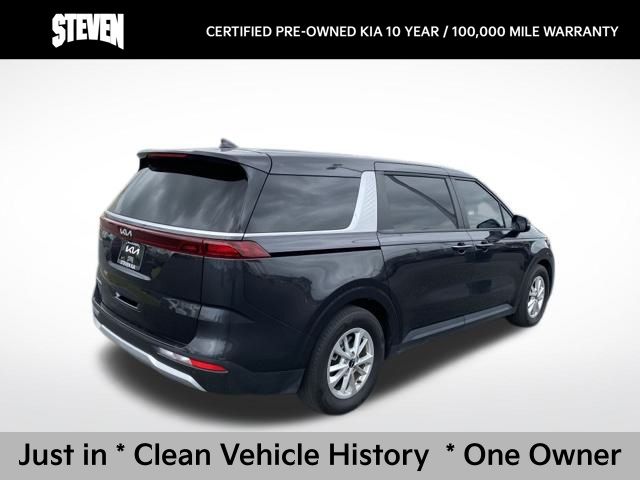 2024 Kia Carnival LX photo 4