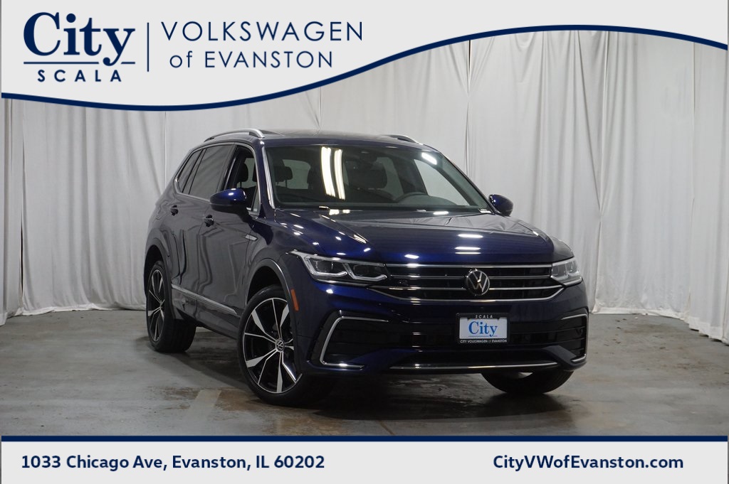 2022 Volkswagen Tiguan SEL R-LINE's photo