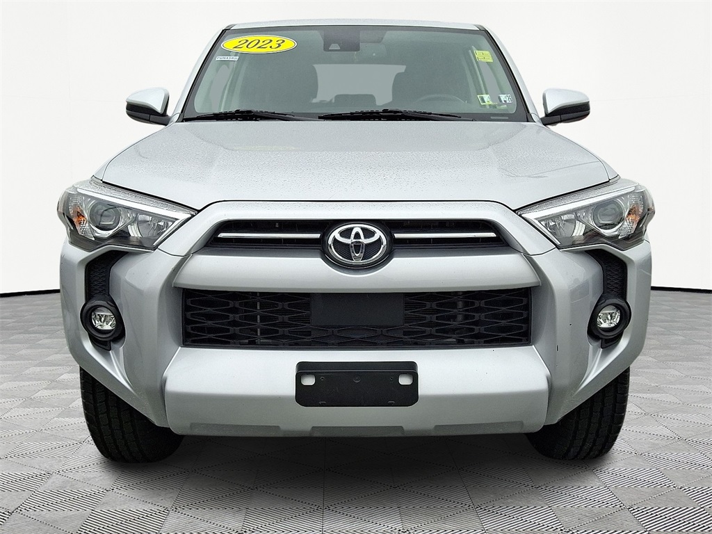 2023 Toyota 4Runner SR5 photo 2