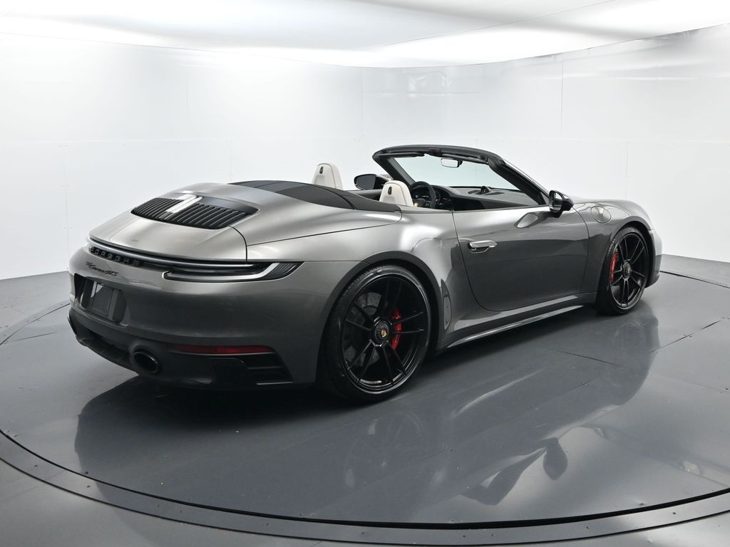 2024 Porsche 911 GTS photo 12