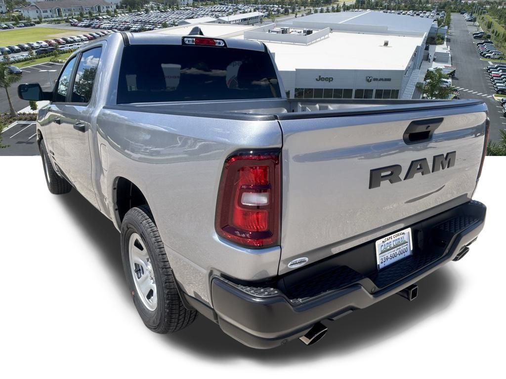 2026 Ram 1500 Tradesman photo 4