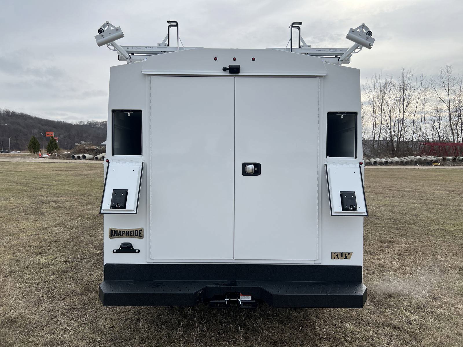 2024 Ford Transit Cutaway photo 4