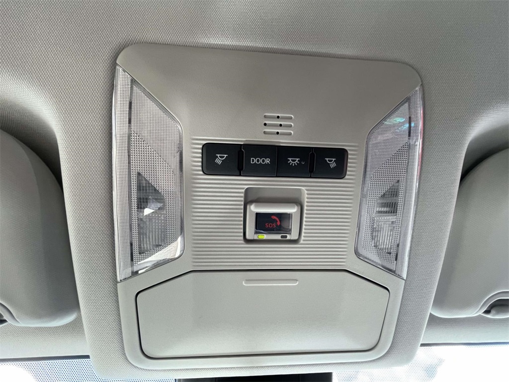 2025 Toyota RAV4 LE photo 26