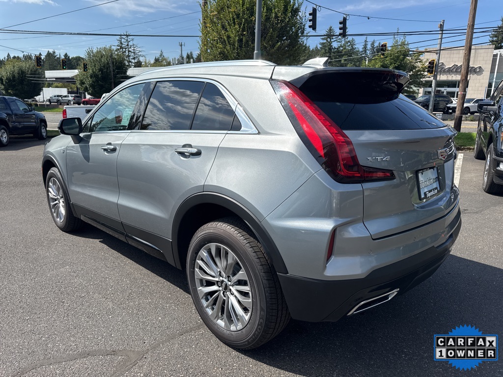 2024 Cadillac XT4 Premium Luxury photo 5