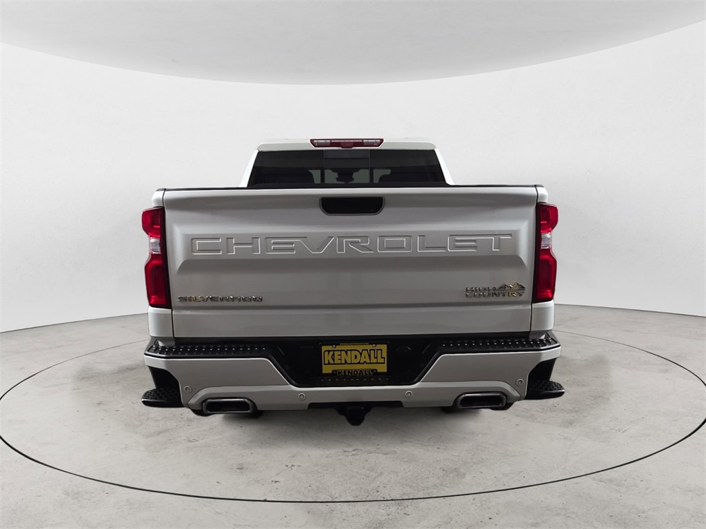 2024 Chevrolet Silverado 1500 High Country photo 4