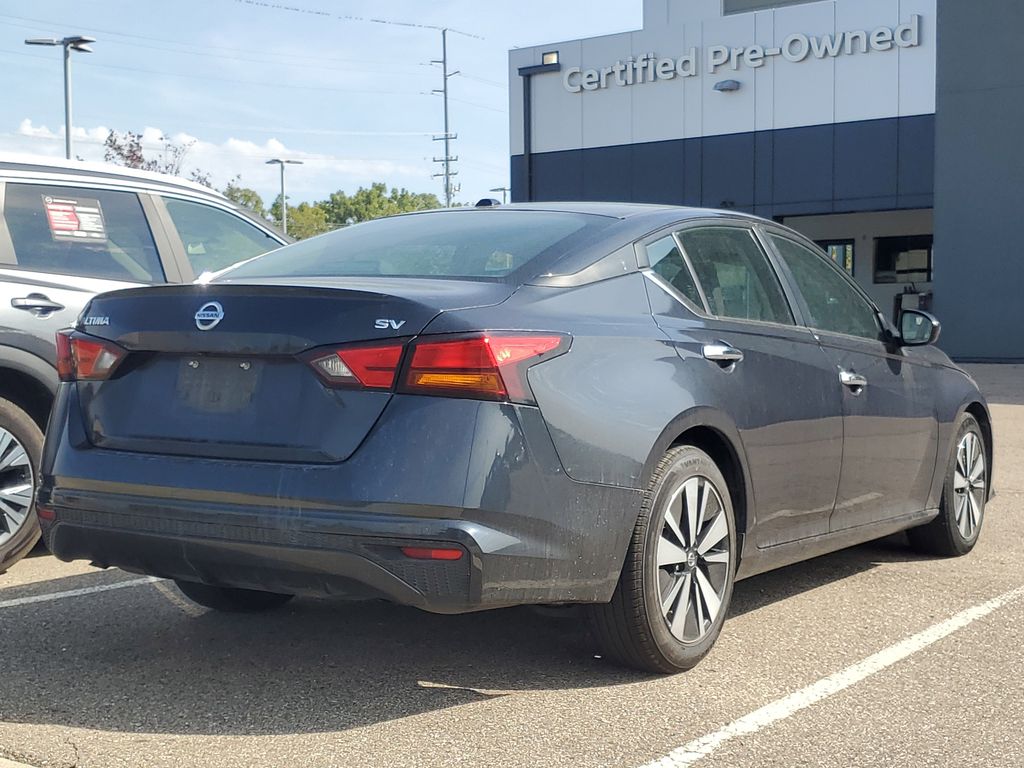 2022 Nissan Altima 2.5 SV photo 4