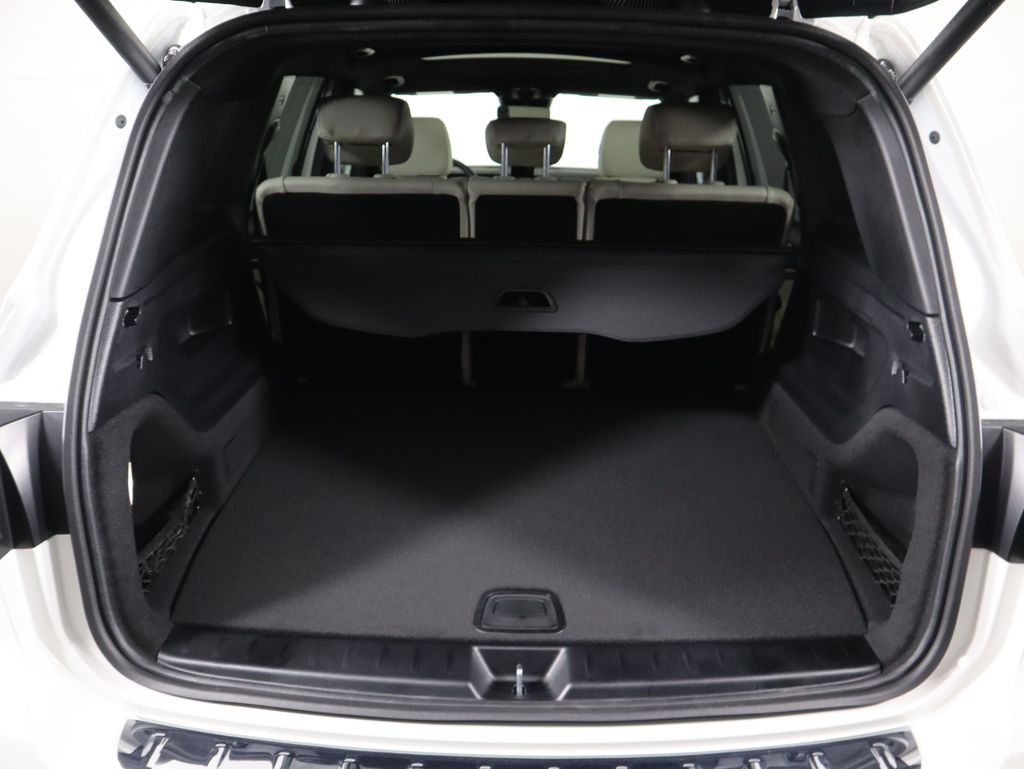 2026 Mercedes Benz GLB 250 photo 27