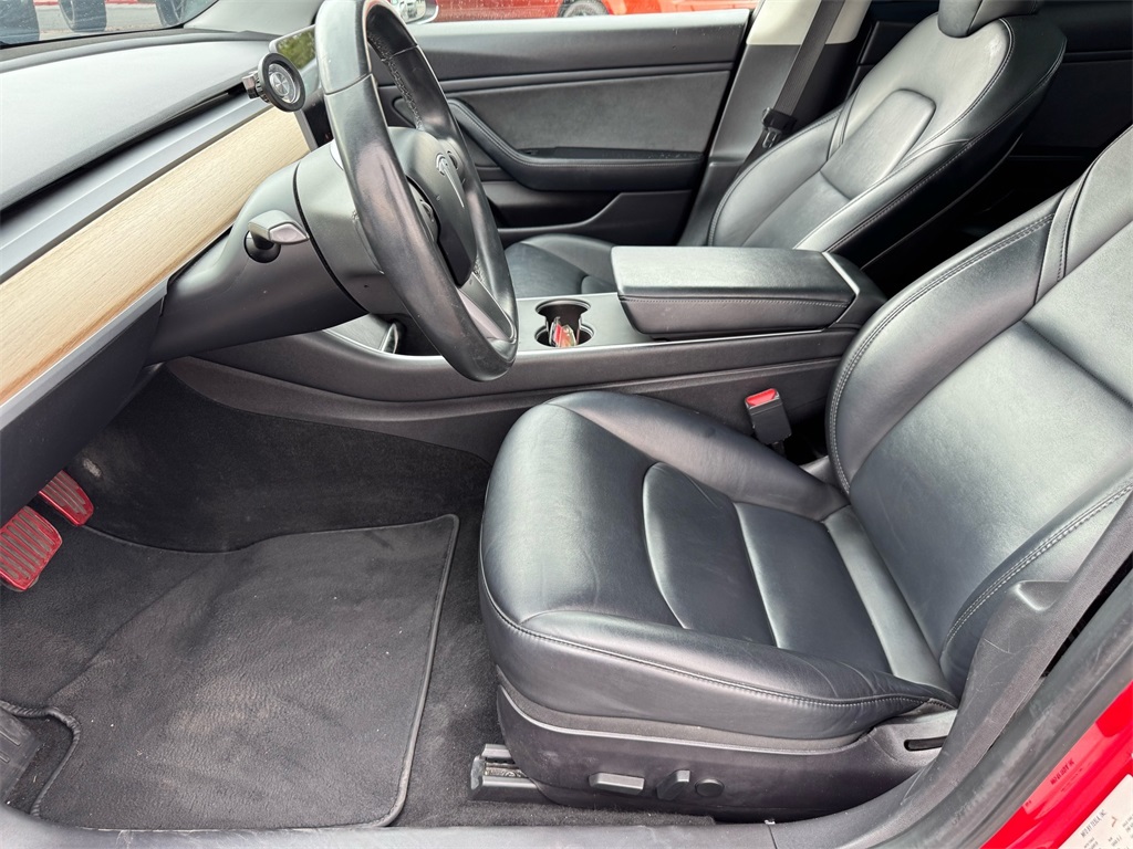 2019 Tesla Model 3 Long Range photo 11