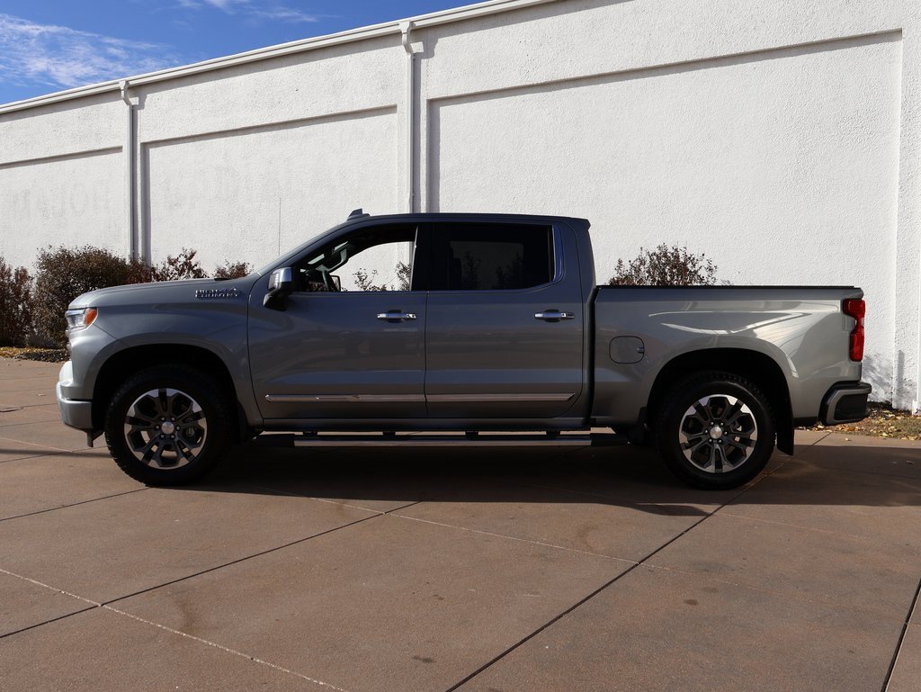 Used 2025 Chevrolet Silverado 1500 High Country with VIN 2GCUKJED9S1180924 for sale in Kansas City