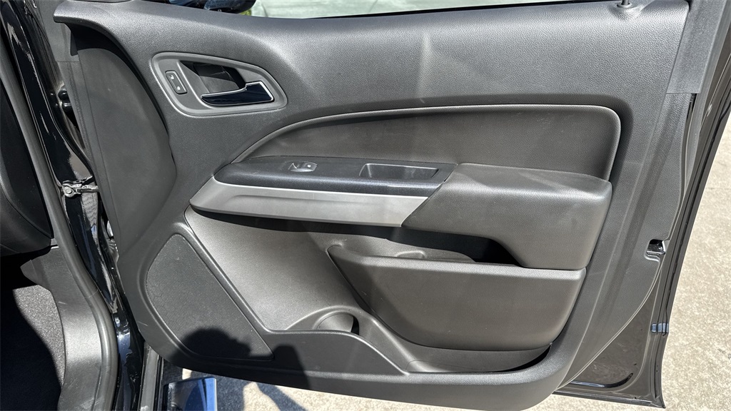 2020 Chevrolet Colorado LT photo 43