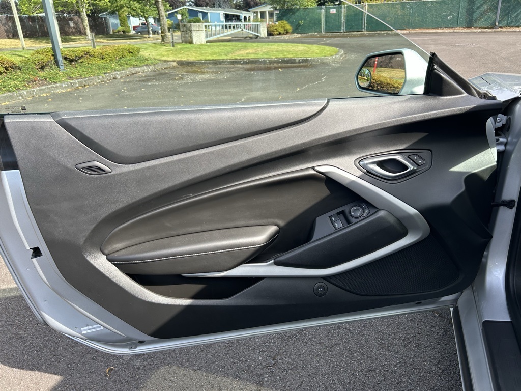 2018 Chevrolet Camaro SS photo 10