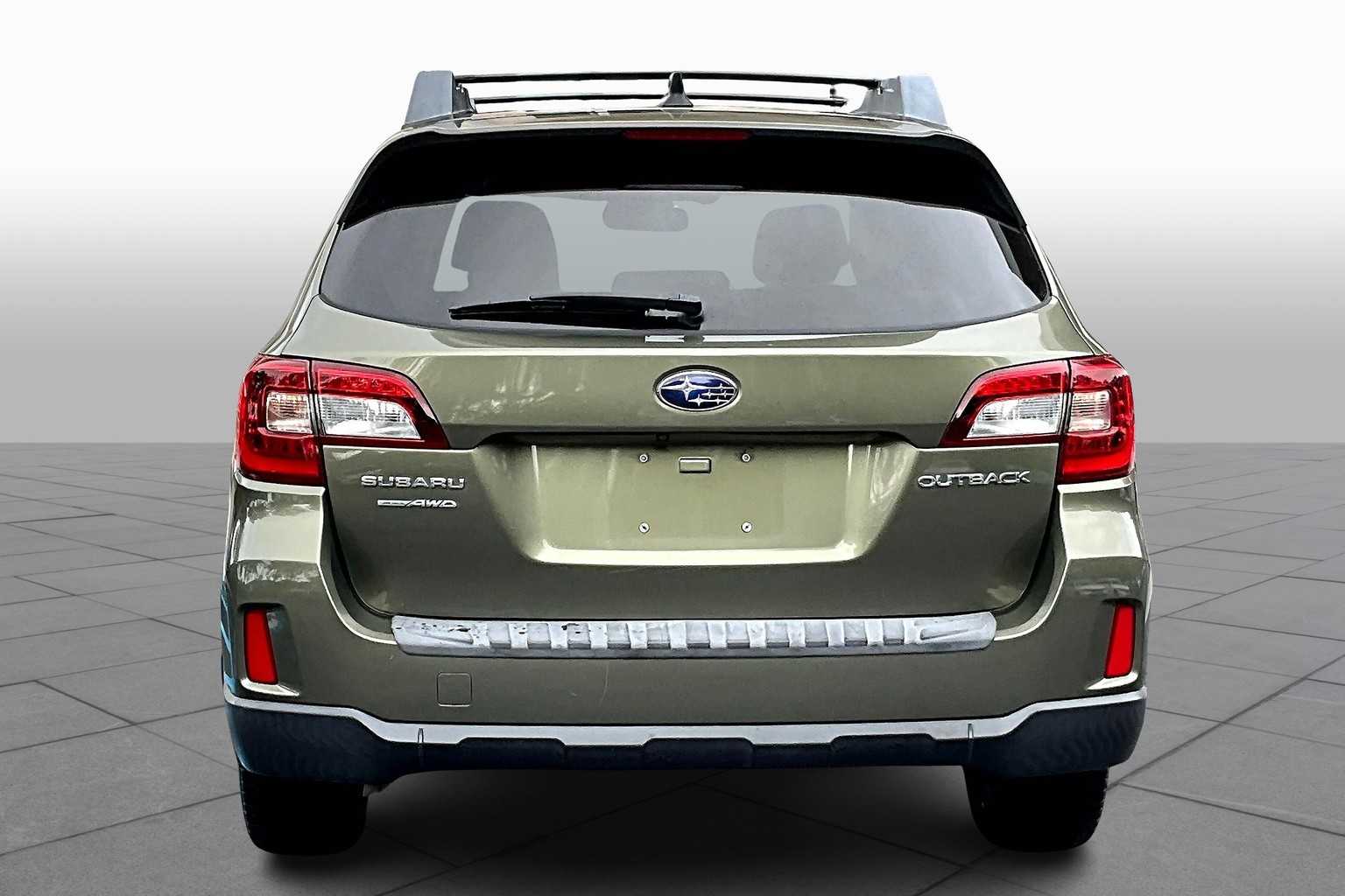 2016 Subaru Outback 2.5i Limited photo 4