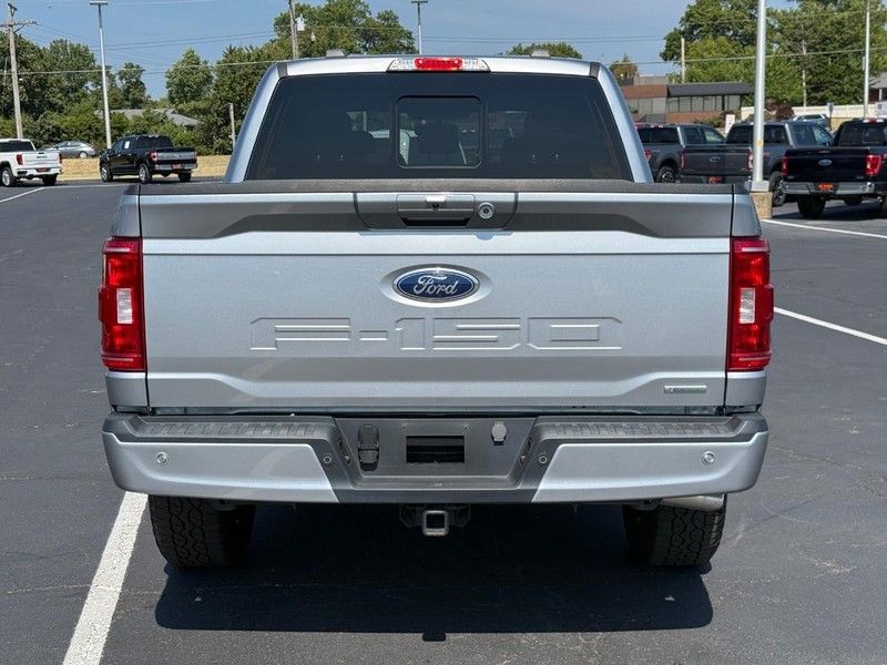 2023 Ford F-150 XLT photo 4