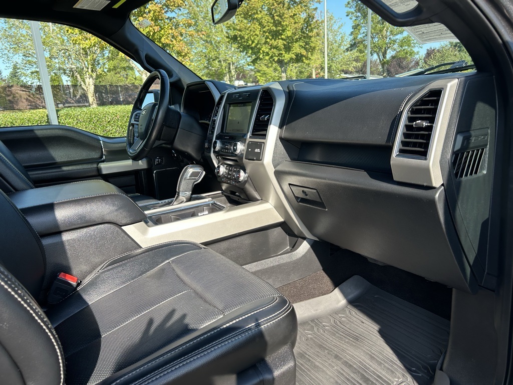 2018 Ford F-150 Lariat photo 30